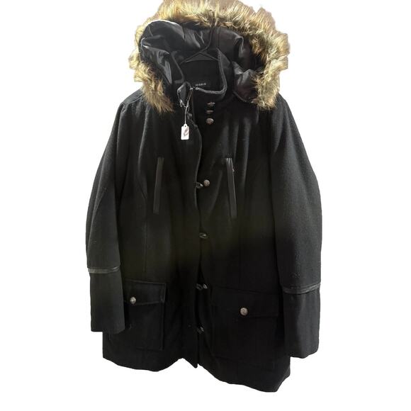 Torrid Jackets & Blazers - Torrid Jacket Women Size 0 Black Fleece Long Sleeve Faux Fur Hooded Button Front